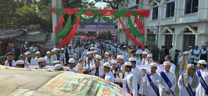 পরিকল্পিতভাবে নাশকতা করে দেশকে অস্থিতিশীল করার চেষ্টা হচ্ছে : আ ফ ম  খালিদ হোসেন 