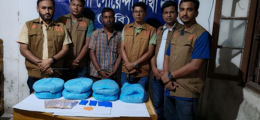 মেকানিক দোকানেই চলছিল মাদক কারবার, গ্রেপ্তার-১