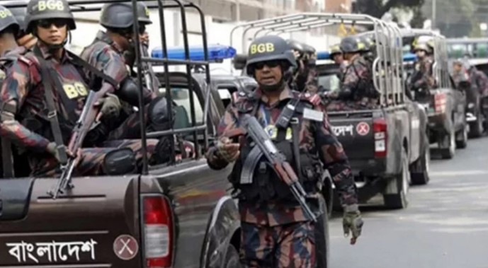রাজধানীর বিভিন্ন স্থানে বিজিবি মোতায়ন