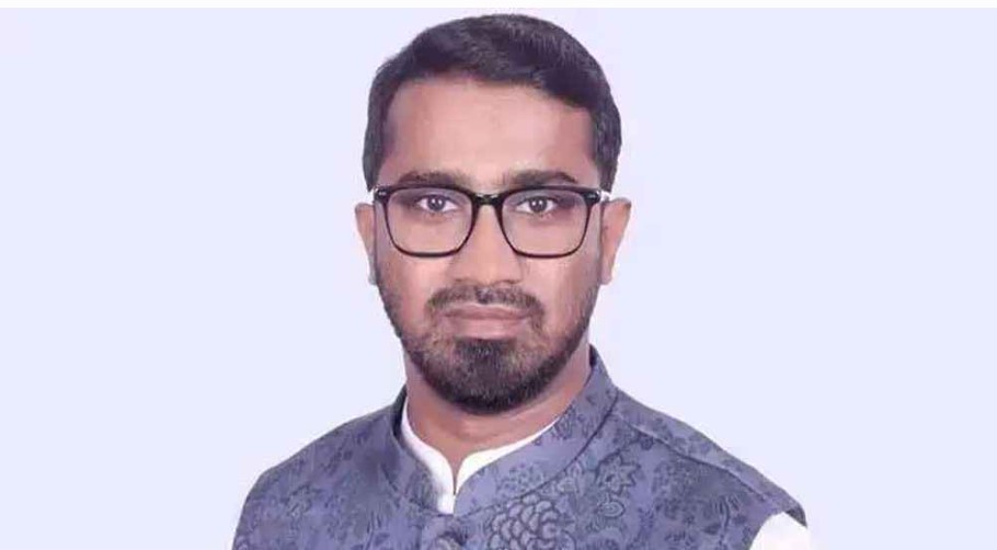 প্রধানমন্ত্রীর রাজনৈতিক সহকারী হলেন রাশেদ খাঁন  