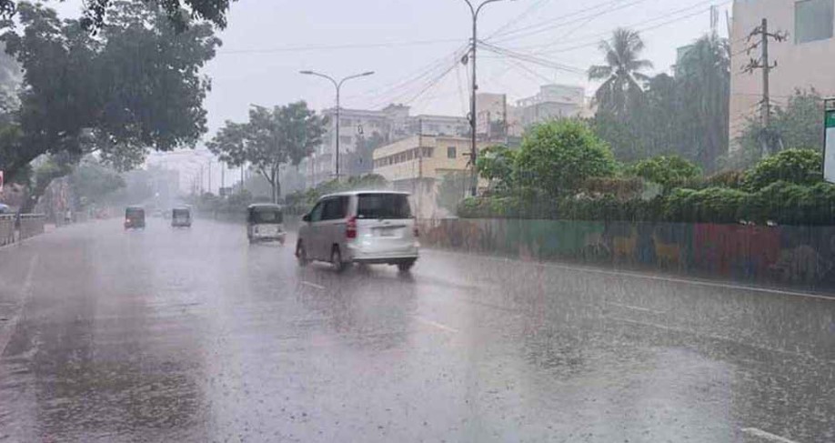 রাজধানীতে বৃষ্টি : ছবি সংগৃহীত  