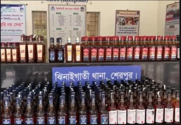 ঝিনাইগাতীতে ১৭ লাখ টাকার ভারতীয় মদ জব্দ