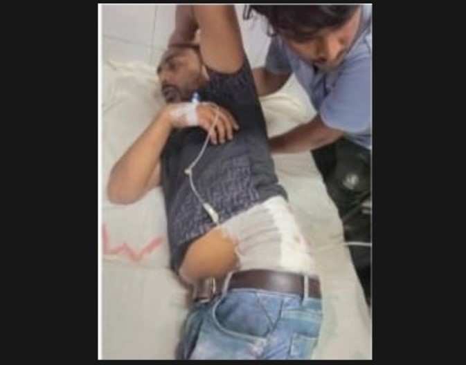 বেগমগঞ্জে বাড়িতে ঢুকে যুবদল নেতাকে গুলি, প্রতিবাদের বিক্ষোভ মিছিল 