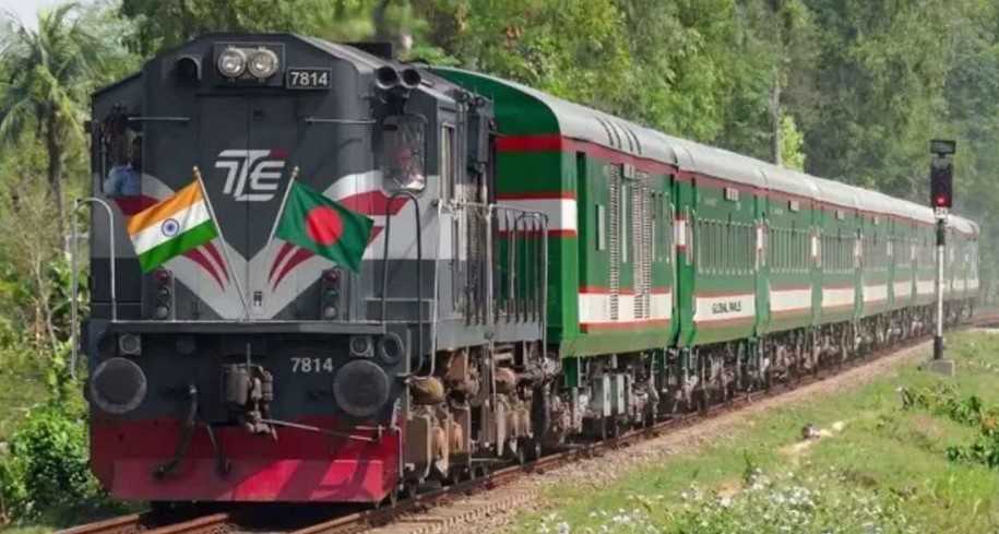 ভারত থেকে আসছে ১৯ রেল কোচ   