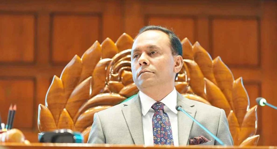 নতুন রাষ্ট্রপতিকে শপথ পড়াবেন যিনি  