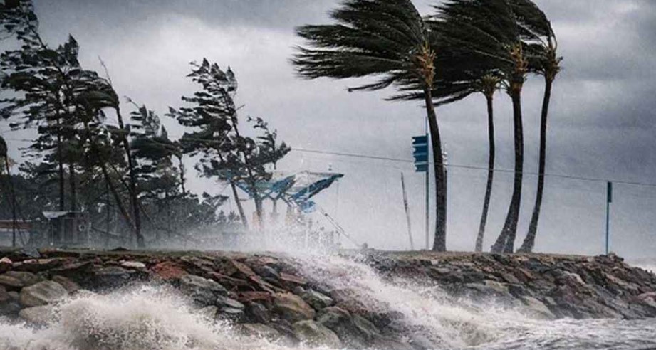 ঢাকাসহ ১৩ জেলায় দুপুরের মধ্যে বজ্রবৃষ্টি পূর্বাভাস  