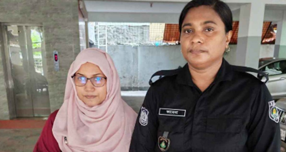 ১৩০ মামলার ওয়ারেন্টভুক্ত আসামি প্রতারক দিলরুবা গ্রেপ্তার   