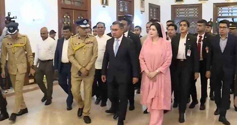 রাষ্ট্রপতির শপথ অনুষ্ঠানে যোগ দিতে বঙ্গভবনে প্রধানমন্ত্রী  