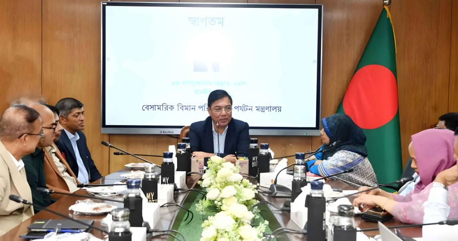 দেশের বিমান খাত নিয়ে সরকারের বিশাল পরিকল্পনা তুলে ধরলেন বিমানমন্ত্রী