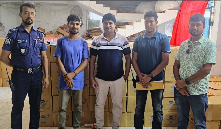 কালীগঞ্জে ভ্রাম্যমান আদালতে চারজনকে কারাদন্ড ও প্রতিষ্ঠান সিলগালা