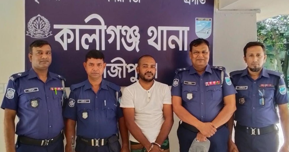 কালীগঞ্জে শ্বশুরকে হত্যা করে মাদকাসক্ত জামাতার থানায় গিয়ে দায় স্বীকার