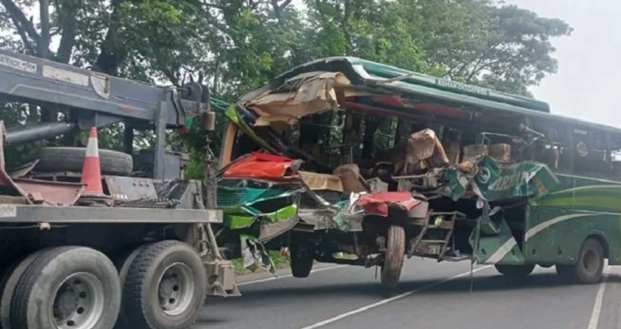 আগস্টে সড়কে ঝরেছে ৪৮১ প্রাণ