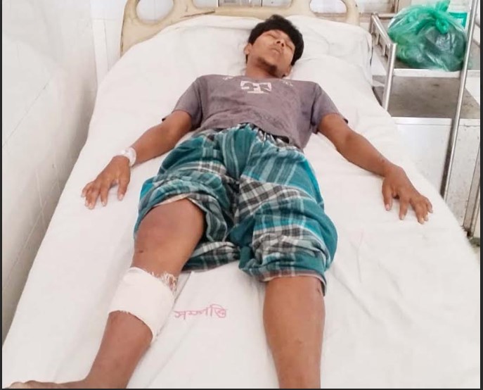 কালীগঞ্জে যুবককে মারধর, অপহরণচেষ্টা ও ছিনতাইয়ের অভিযোগ