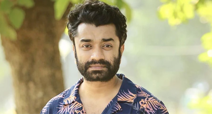 আপত্তিকর সেই ভিডিও নিয়ে মুখ খুললেন পাভেল