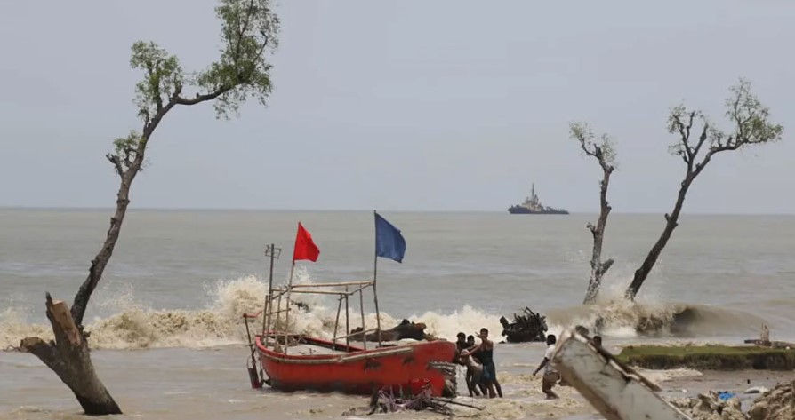 সাগরে লঘুচাপের আভাস, রূপ নিতে পারে ঘূর্ণিঝড়ে