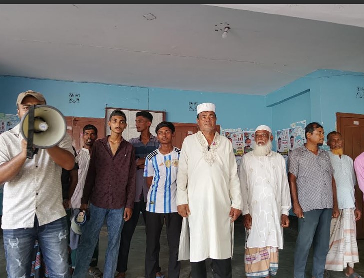 বাহাদুরপুরে চেয়ারম্যান পদে প্রার্থিতার জানান দিলেন আহম্মদ মন্ডল, মোটরসাইকেল শোডাউন অনুষ্ঠিত 