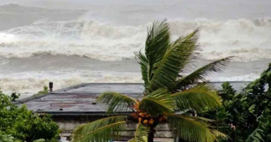সাগরে লঘুচাপ, দেশের ৮ নদীবন্দরে সতর্কতা