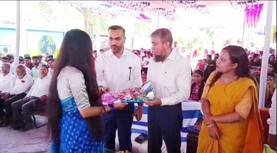 কালীগঞ্জ সেন্ট্রাল কলেজে নবীনবরণ অনুষ্ঠিত