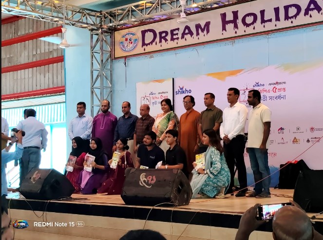 ❝মেধার স্বীকৃতি, স্বপ্নের ডানা-শিখো–প্রথম আলোর সংবর্ধনায় উচ্ছ্বসিত শিক্ষার্থীরা❞