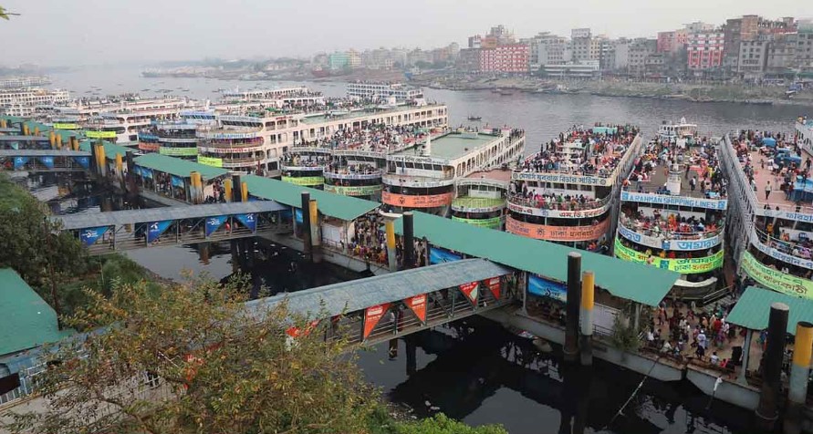 ঢাকা সদরঘাট। ছবি: সংগৃহীত