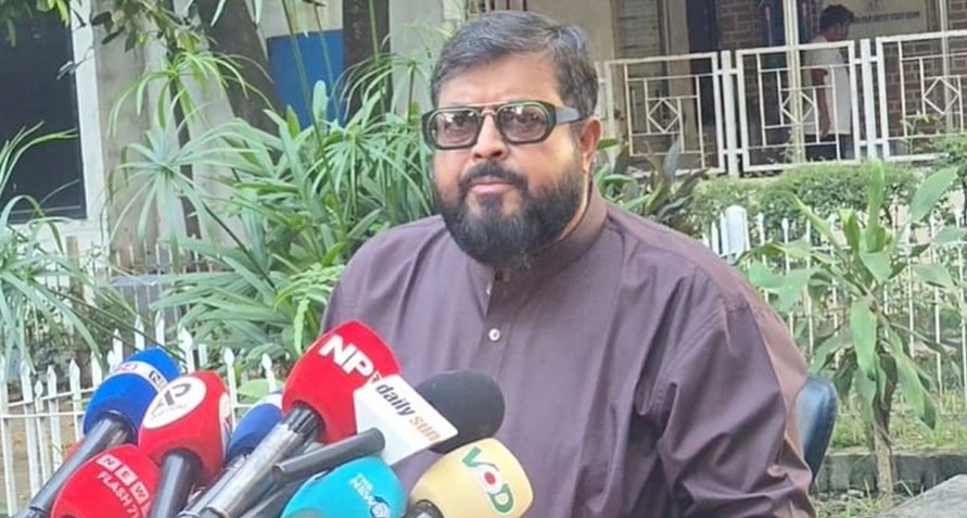  চিত্রনায়ক ওমর সানী।