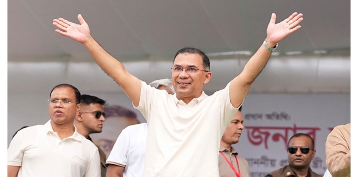 খুলনায় পৌঁছেছেন প্রধানমন্ত্রী তারেক রহমান