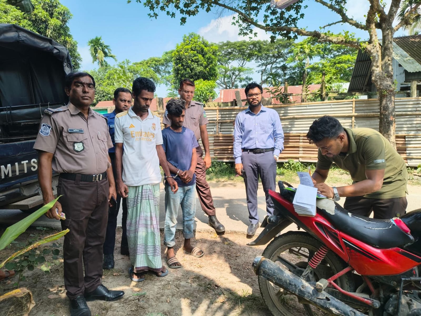 কেন্দুয়ায় মাদকবিরোধী মোবাইল কোর্টে ২ জনের সাজা