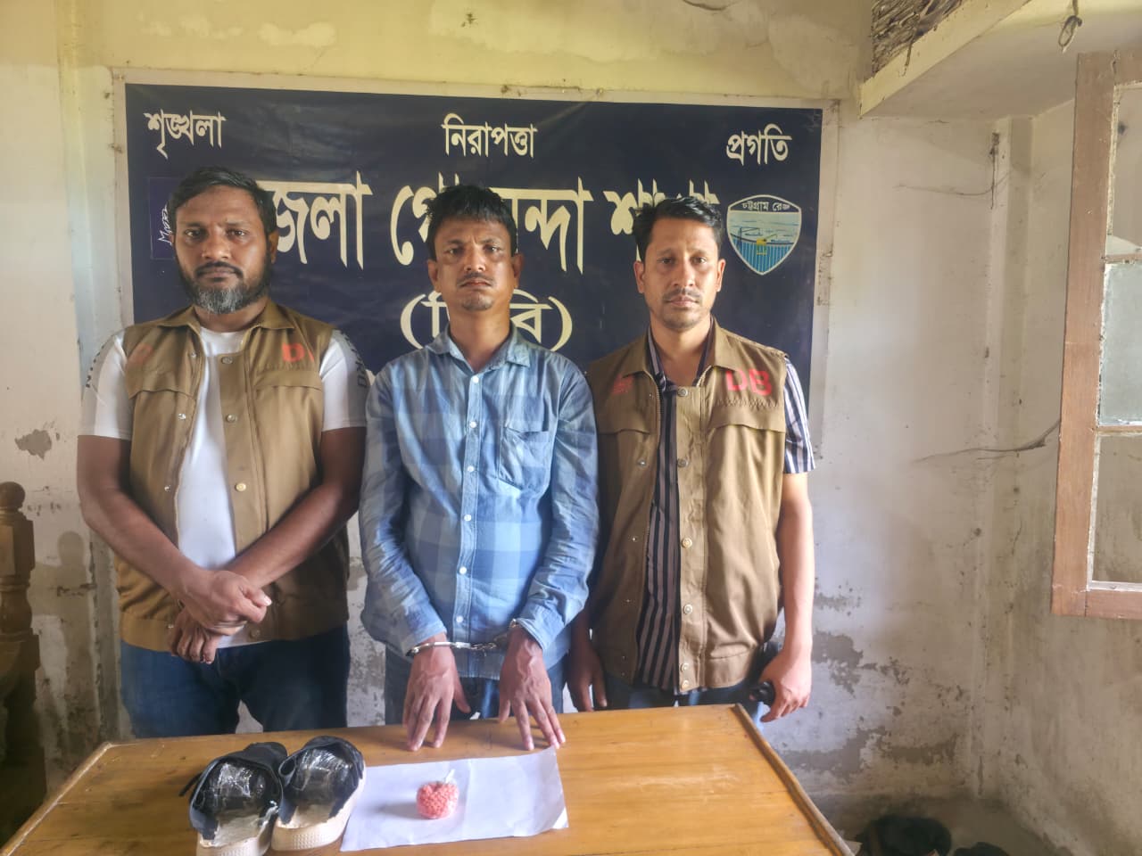 নোয়াখালীতে ডিবির হাতে ৩৫০ পিস ইয়াবাসহ  গ্রেফতার ১