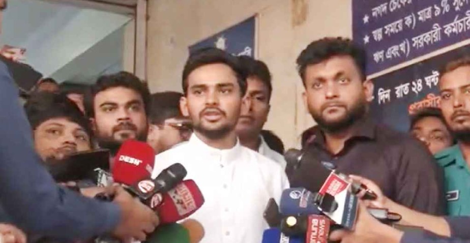 উপদেষ্টা আসিফ মাহমুদ সজীব ভুঁইয়া। সংগৃহীত ছবি